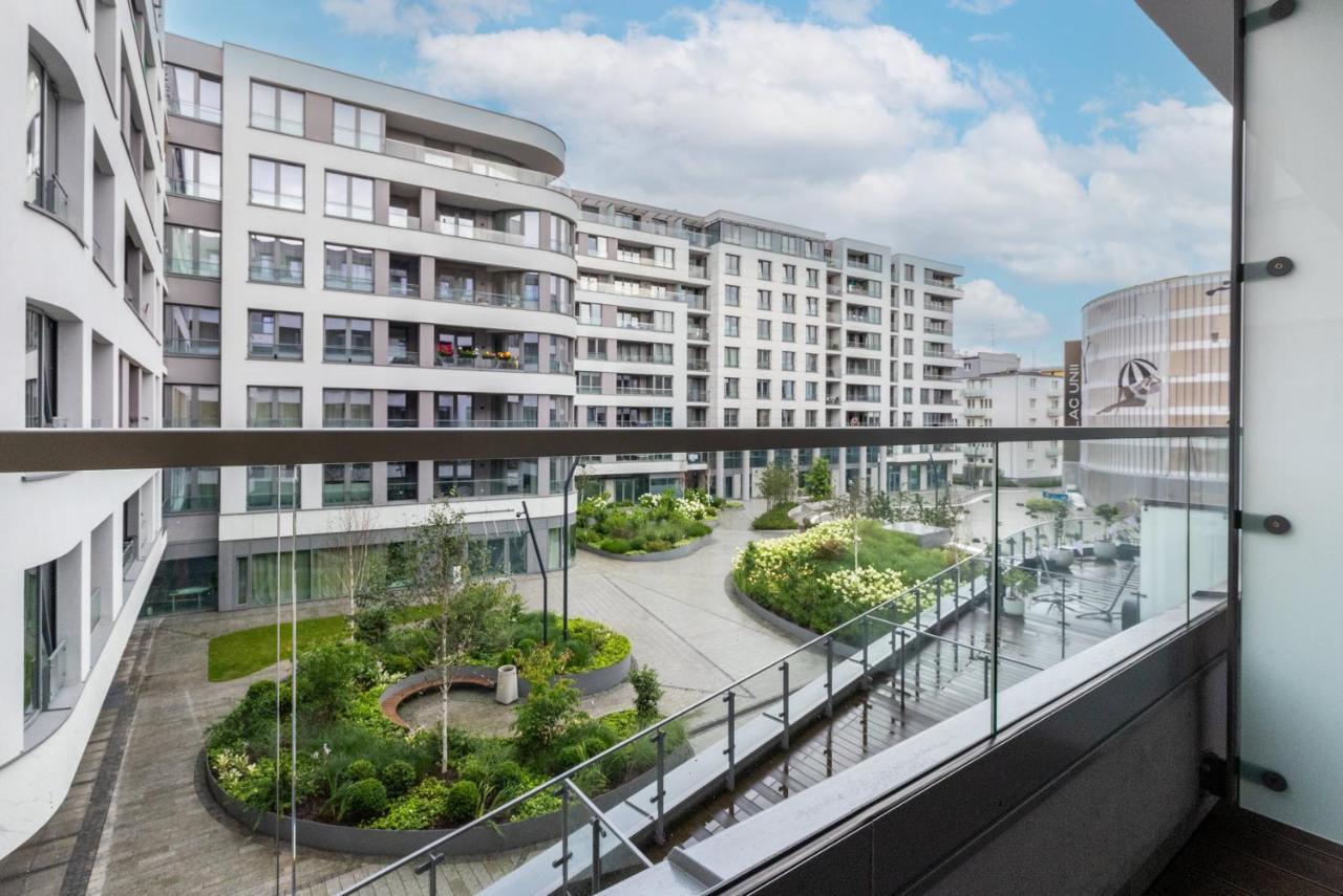 Plac Unii Apartment Gdynia City Centre By Noclegi Renters Exterior foto